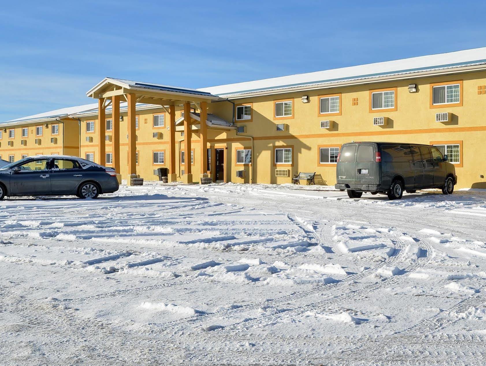 Americas Best Value Inn And Suites Sidney Exterior photo